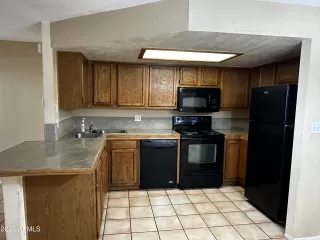 Photo #6: 6651980 Listing 