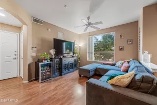 Photo #2: 6651989 Listing