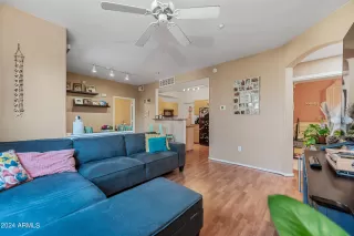 Photo #3: 6651989 Listing