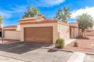 Photo #1: 6652022 Listing