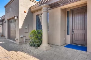 Photo #3: 6652118 Listing