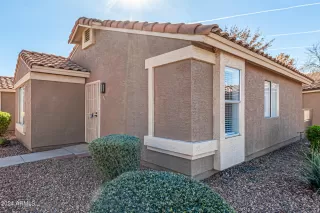 Photo #3: 6652691 Listing