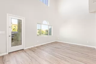 Photo #2: 6652710 Listing