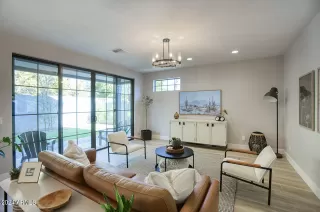 Photo #3: 6652720 Listing