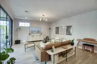 Photo #4: 6652720 Listing