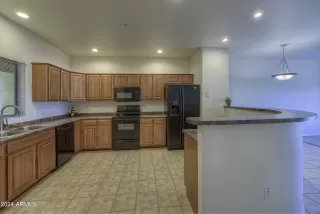 Photo #3: 6652728 Listing 