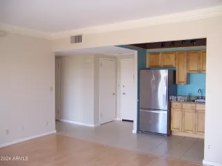 Photo #3: 6652742 Listing