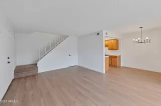 Photo #2: 6652810 Listing