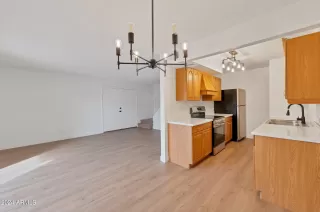 Photo #3: 6652810 Listing