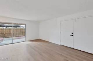 Photo #5: 6652810 Listing