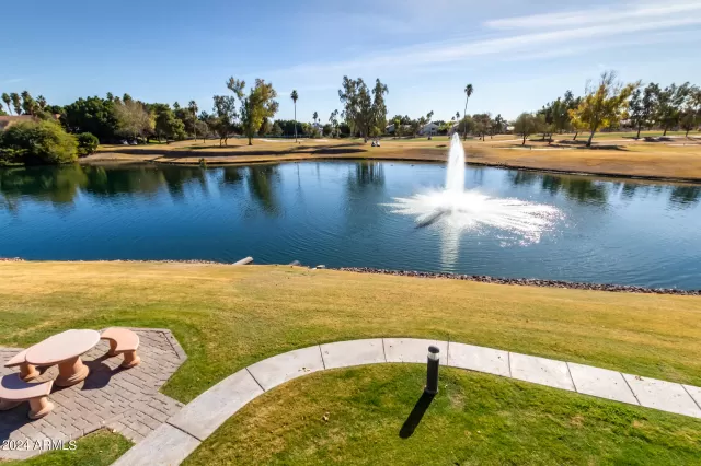 MLS: 6652812 Condo For Sale