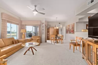 Photo #4: 6652812 Listing