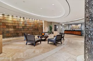 Photo #4: 6652838 Listing