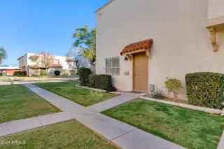 Photo #2: 6652861 Listing