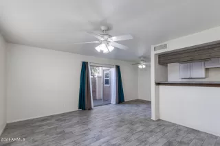 Photo #3: 6652861 Listing