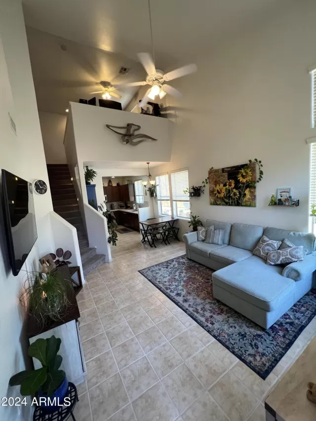 MLS: 6652904 Condo For Sale