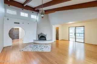 Photo #1: 6652928 Listing 