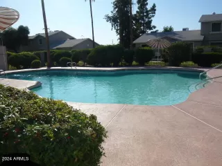 Photo #1: 6653039 Listing 