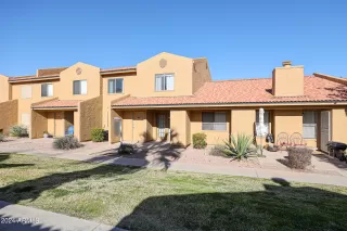 Photo #3: 6653055 Listing