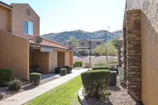 Photo #5: 6653055 Listing