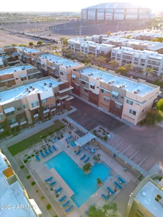 Photo #4: 6653133 Listing