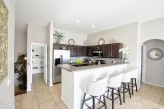 Photo #3: 6653148 Listing 