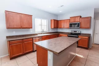 Photo #4: 6653197 Listing 