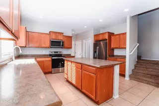 Photo #5: 6653197 Listing 