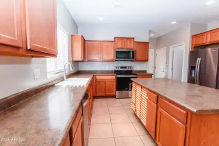 Photo #6: 6653197 Listing 