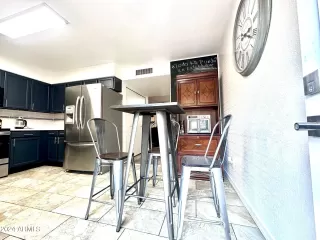 Photo #3: 6653211 Listing 