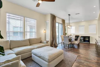 Photo #1: 6653338 Listing 