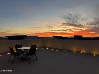 Photo #1: 6653367 Listing