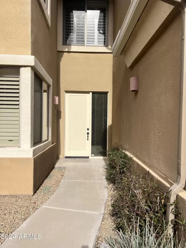 MLS: 6653469 Condo For Sale