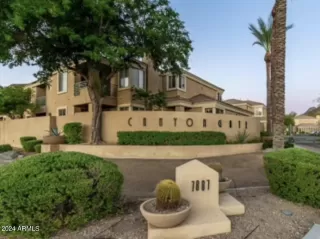 Photo #3: 6653469 Listing