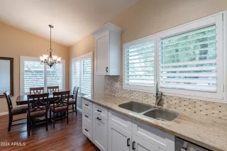 Photo #4: 6653481 Listing 