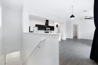 Photo #3: 6653510 Listing