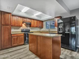 Photo #1: 6653676 Listing 