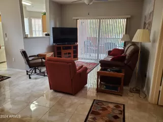 Photo #4: 6653739 Listing