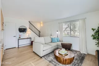 Photo #1: 6653829 Listing 