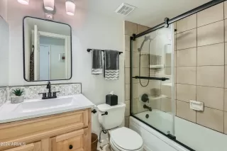 Photo #3: 6653829 Listing 