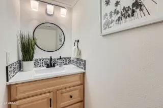 Photo #5: 6653829 Listing 