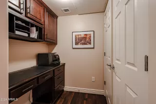 Photo #4: 6653856 Listing 