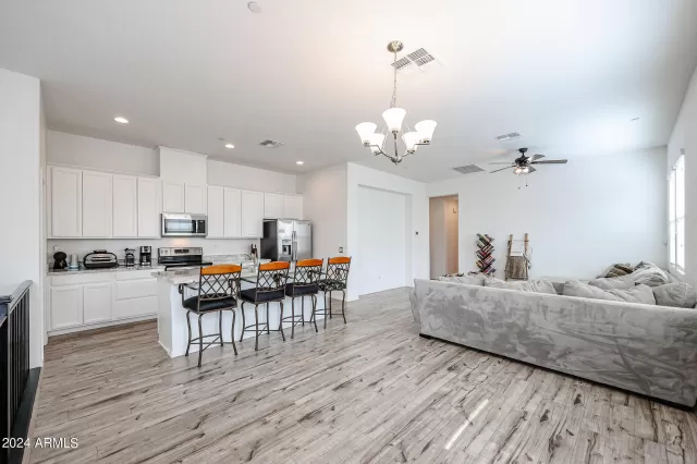 MLS: 6653949 Condo For Sale