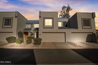 Photo #6: 6653996 Listing