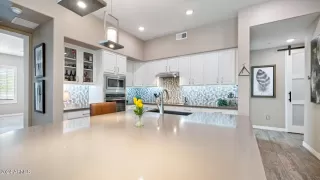 Photo #4: 6654119 Listing