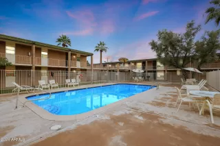 Photo #3: 6654134 Listing