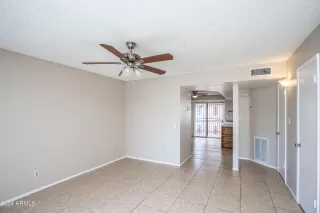 Photo #6: 6654148 Listing 