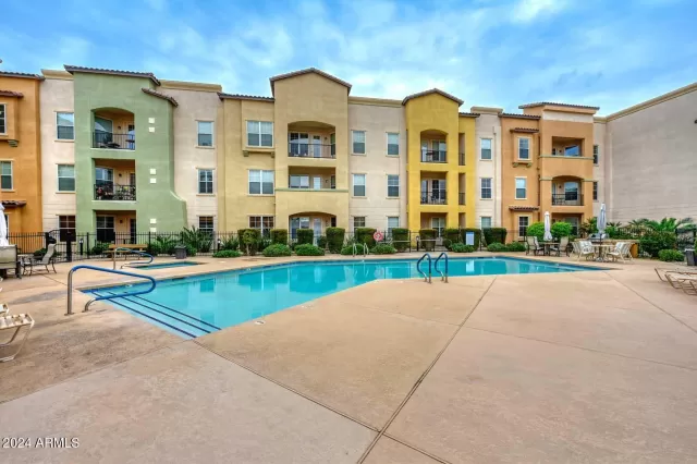 MLS: 6654267 Condo For Sale