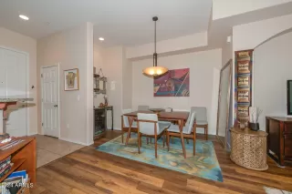 Photo #6: 6654267 Listing