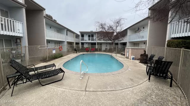 MLS: 6654306 Condo For Sale